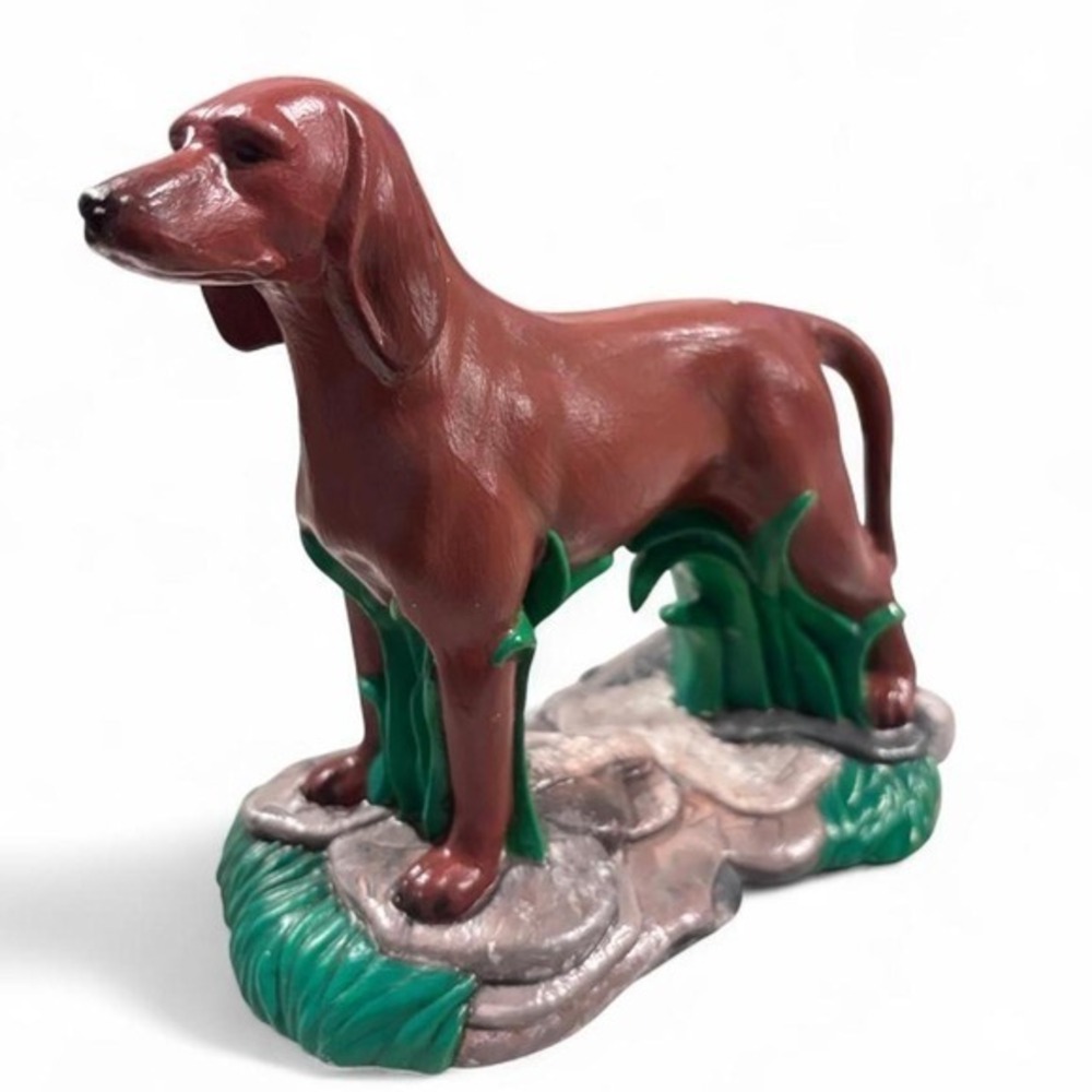 Redbone Coonhound Figurine 2009 Hand Painted Ceramic Dog Statue Collectible